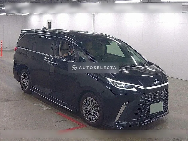 Lexus LM 2024, auction grade 5