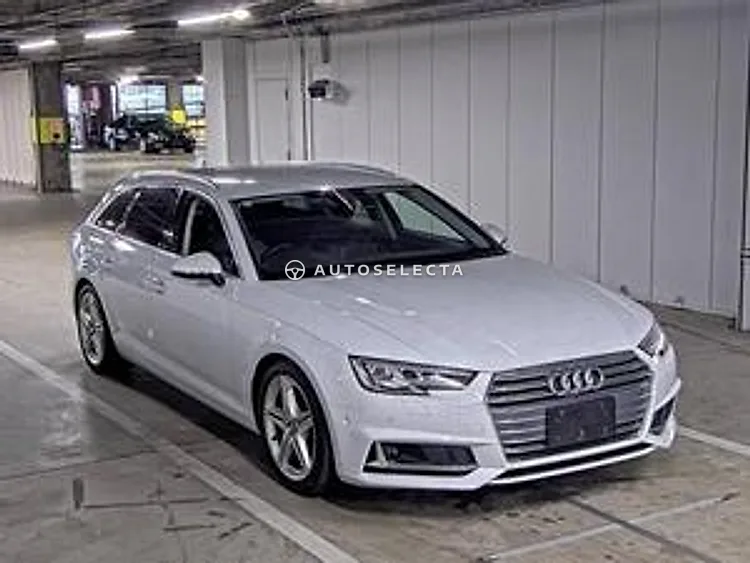 Audi A4 Avant 2019, photo 1 of 1