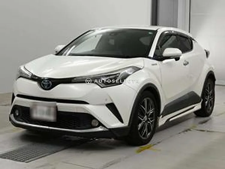 Toyota C-HR 2017, photo 1 of 1