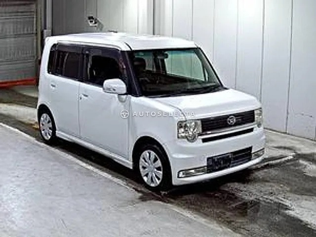Daihatsu Move Conte 2010, auction grade 3.5