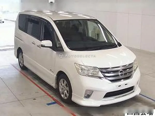 Nissan Serena 2013, auction grade 3.5