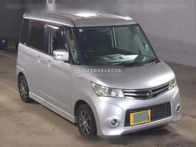 Nissan Roox 2009, auction grade 3.5