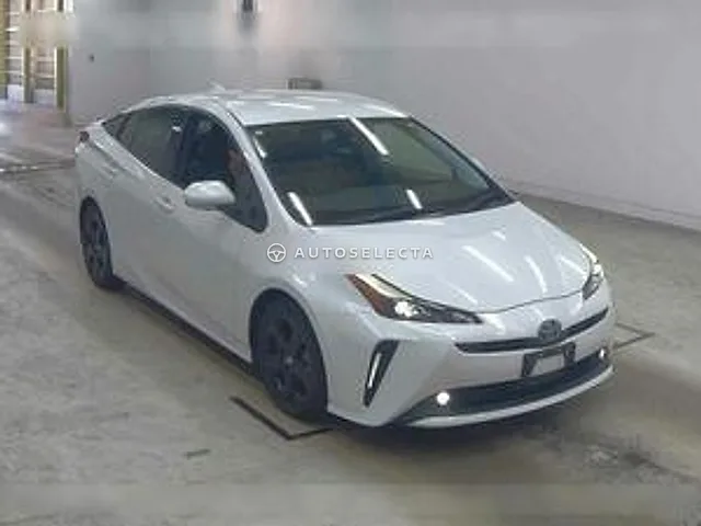 Toyota Prius 2021, auction grade 4