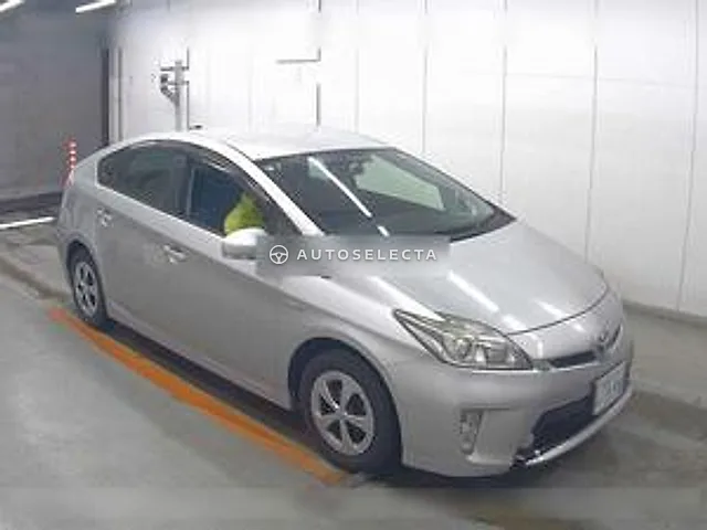 Toyota Prius 2012, auction grade 3.5