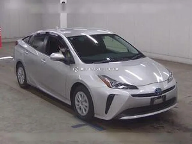 Toyota Prius 2021, auction grade 3.5