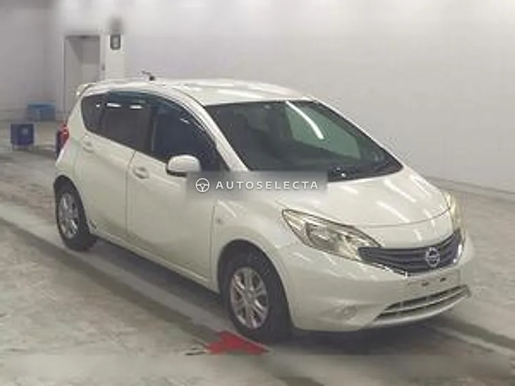 Nissan Note 2012, photo 1 of 1