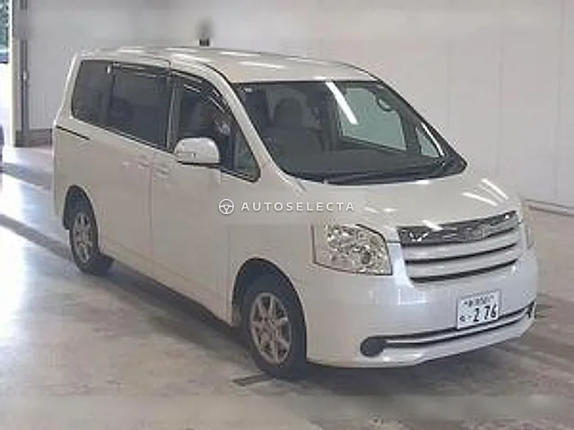 Toyota Noah 2008, auction grade 3.5