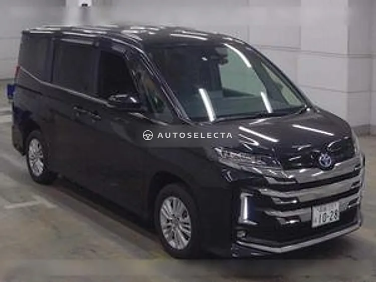 Toyota Noah 2023, photo 1 of 1