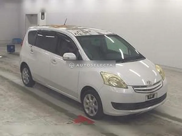 Toyota Passo Sette 2009