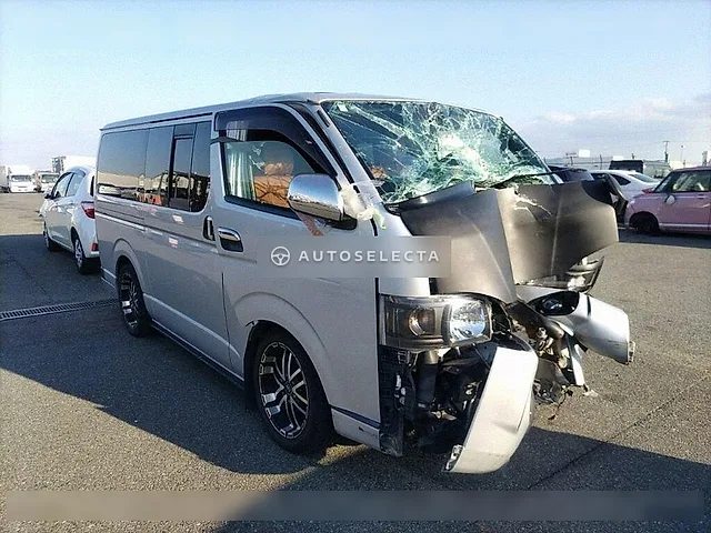 Toyota Hiace Van 2009