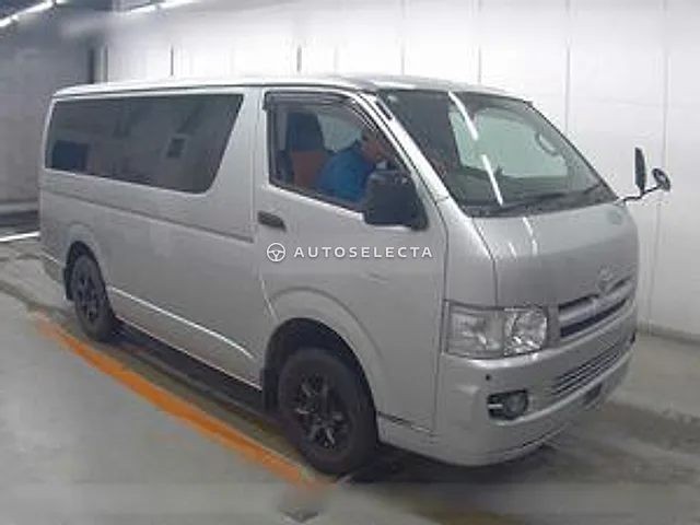 Toyota Hiace Van 2005, auction grade 3.5