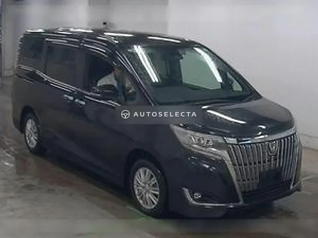 Toyota Esquire 2017, auction grade R