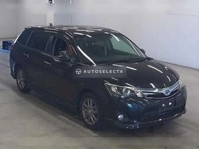 Toyota Corolla Fielder 2014