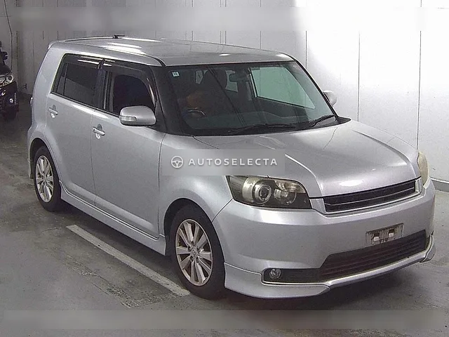 Toyota Corolla Rumion 2010, auction grade 4