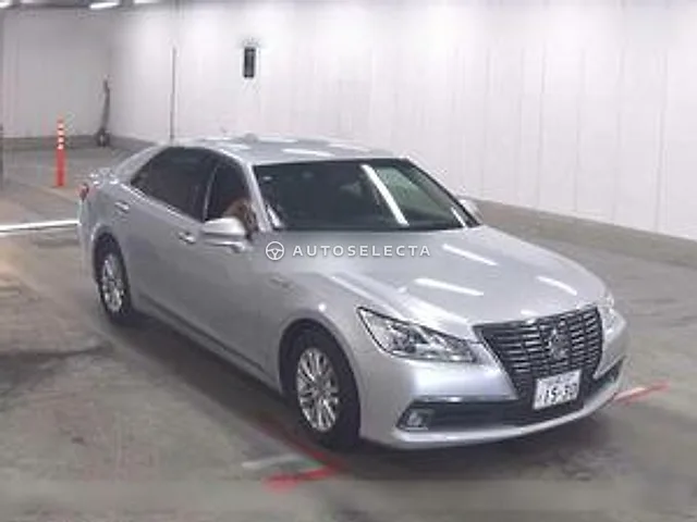 Toyota Crown Hybrid 2015, auction grade R