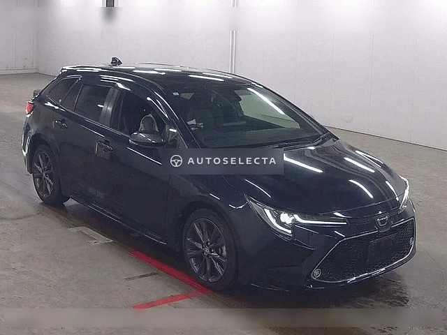 Toyota Corolla Touring 2019, auction grade 3