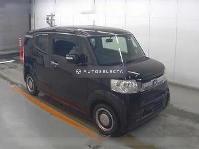 Honda N-BOX Slash 2016, auction grade 3.5