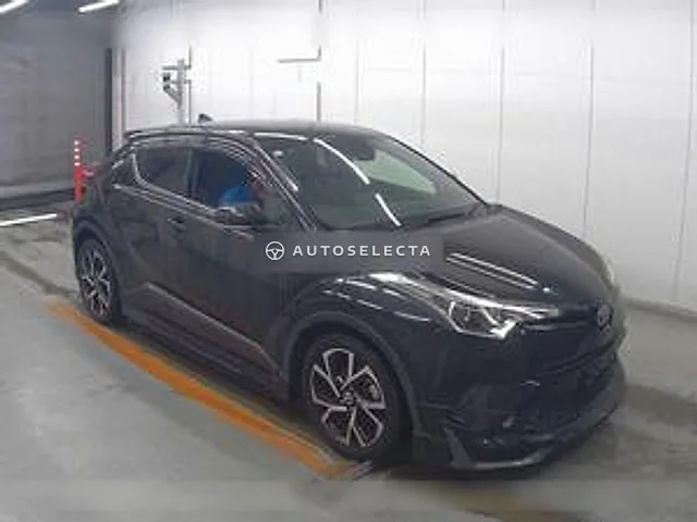 Toyota C-HR 2017, auction grade 4