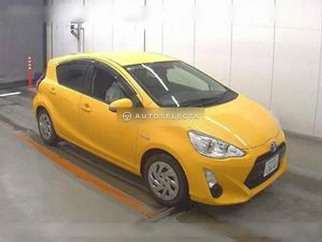 Toyota Aqua 2015, auction grade 3.5