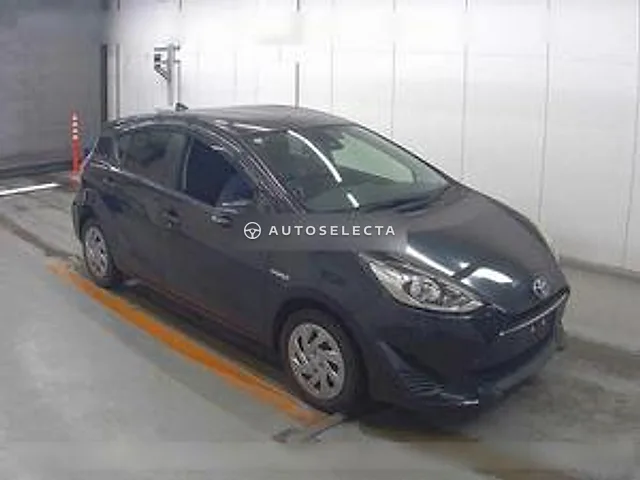 Toyota Aqua 2017, auction grade 3.5