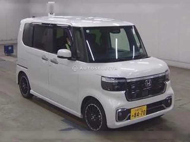 Honda N-BOX Custom 2025, auction grade R