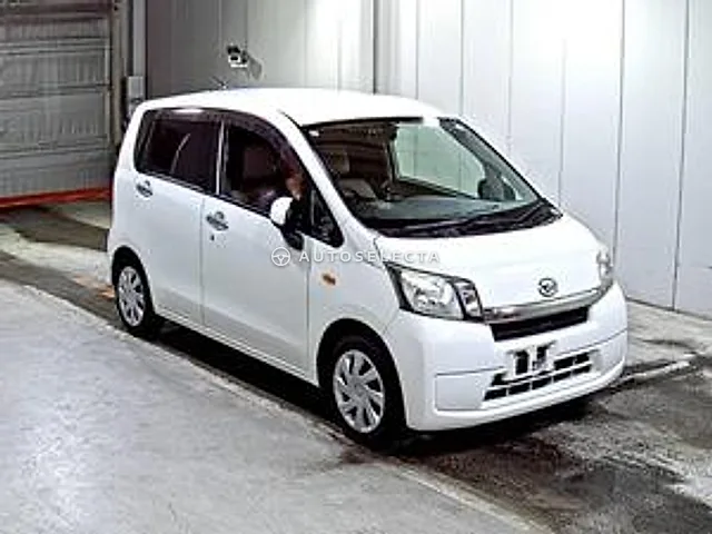 Daihatsu Move 2013, auction grade 3.5