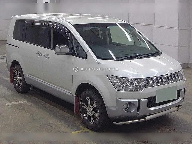 Mitsubishi Delica D:5 2016, auction grade 4