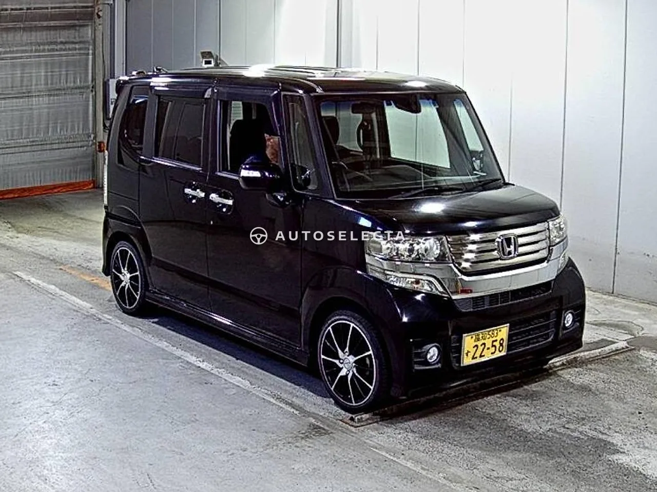 Honda N-BOX Custom 2014, photo 1 of 1
