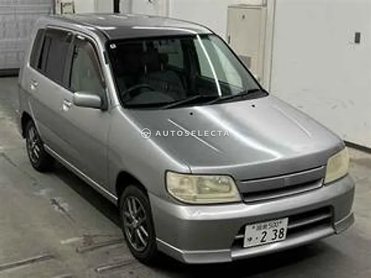 Nissan Cube 2002, photo 1 of 1