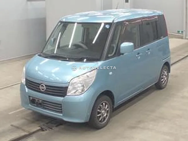 Nissan Roox 2012, auction grade 3.5