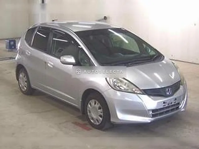 Honda Fit 2011, auction grade 3.5