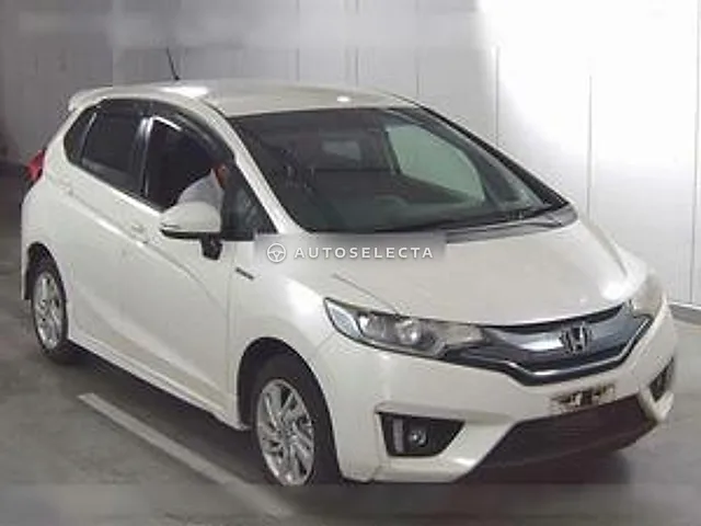 Honda Fit Hybrid 2014, auction grade R