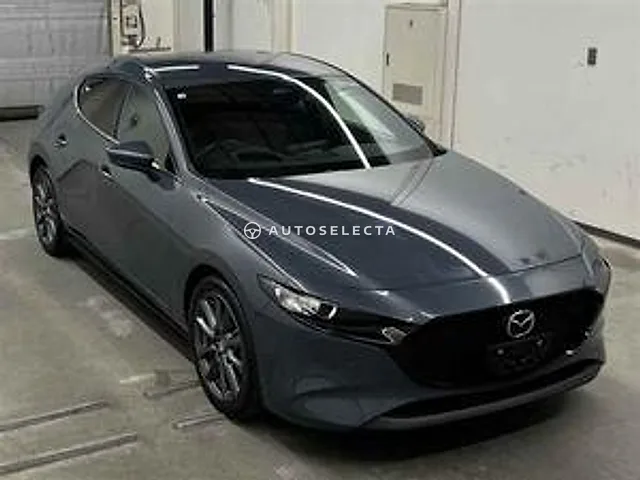 Mazda MAZDA3 Fastback 2023, auction grade 5