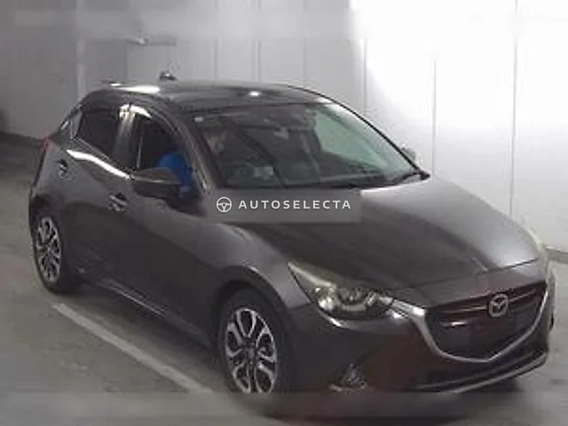 Mazda Demio 2016, auction grade RA