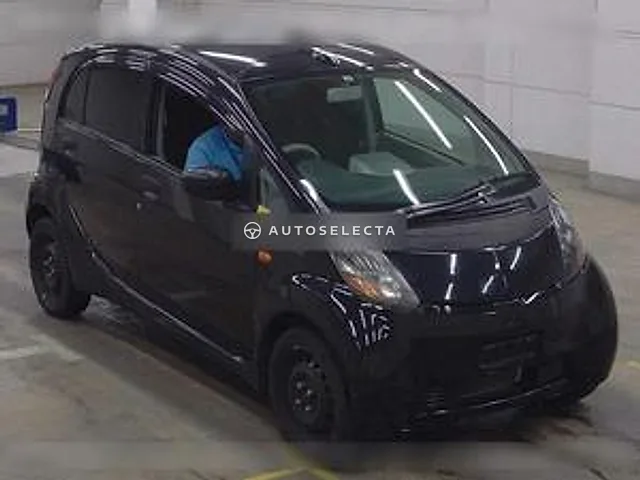 Mitsubishi i 2011
