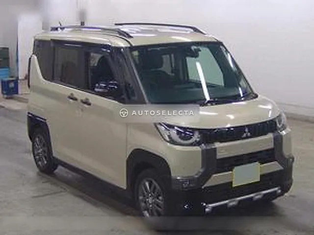 Mitsubishi Delica Mini 2023, auction grade 3.5