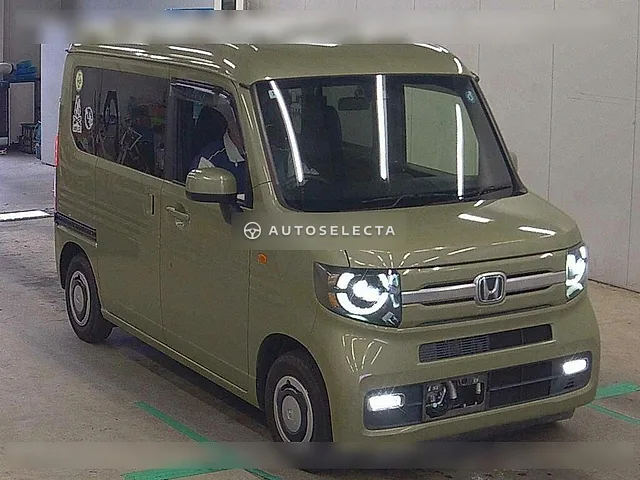 Honda N-VAN Plus Style, auction grade R