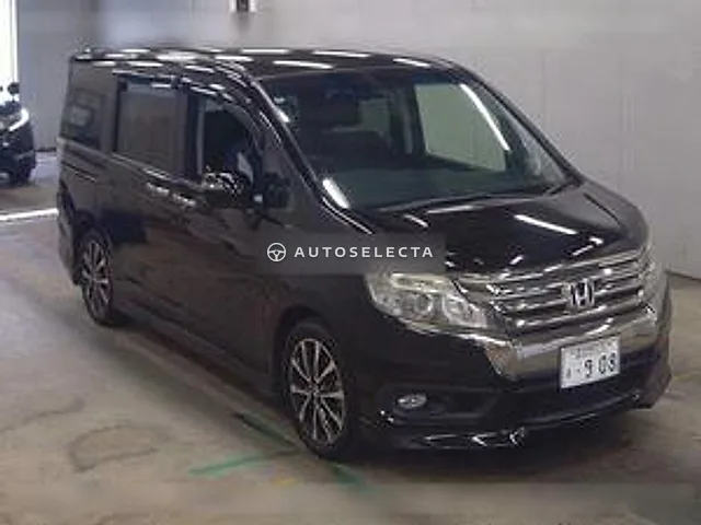 Honda Stepwgn Spada 2013, auction grade 4.5