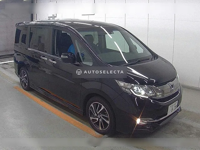 Honda Stepwgn Spada 2016, auction grade 4.5