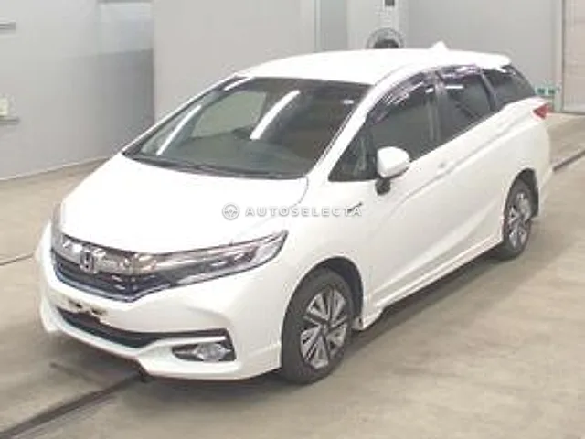 Honda Shuttle 2016, auction grade 3