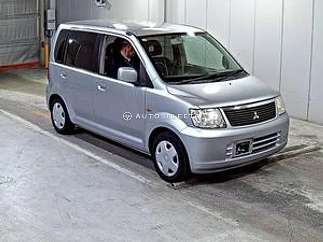 Mitsubishi eK Wagon 2005, auction grade R