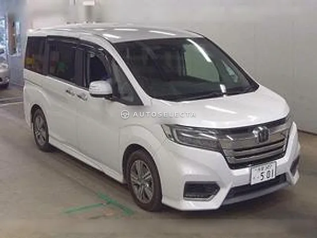 Honda Stepwgn Spada 2018, auction grade 4.5