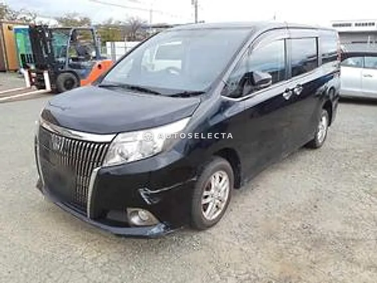 Toyota Esquire 2015, photo 1 of 1