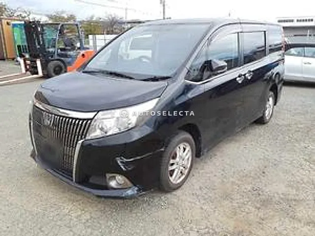 Toyota Esquire 2015