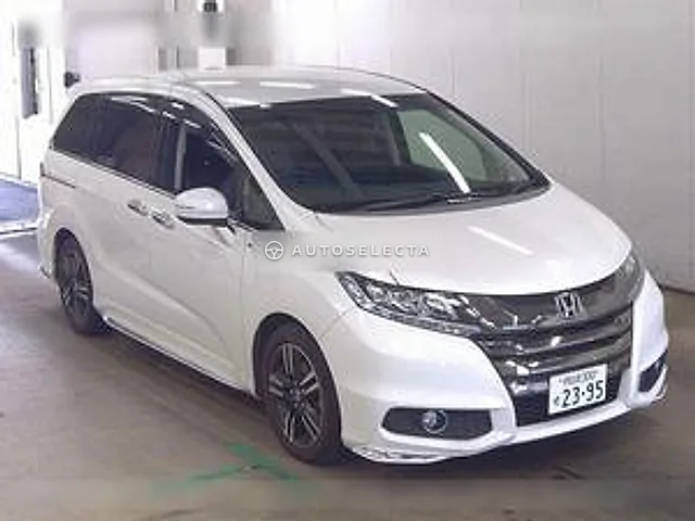 Honda Odyssey Hybrid 2016, auction grade 4.5