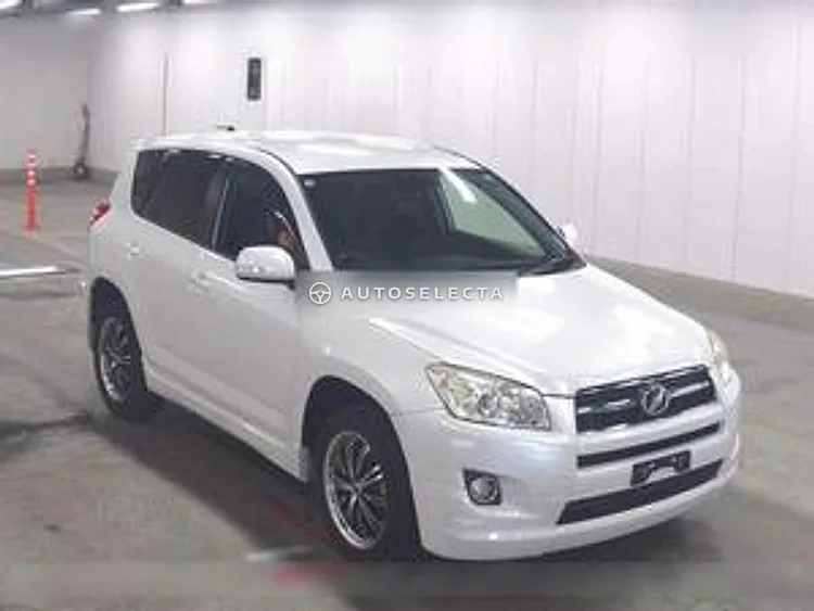 Toyota RAV4 2015, photo 1 of 1