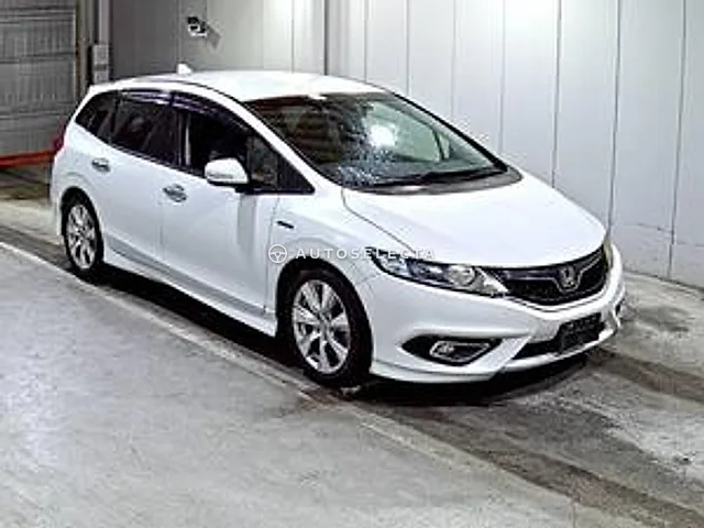 Honda Jade 2015, auction grade 3.5