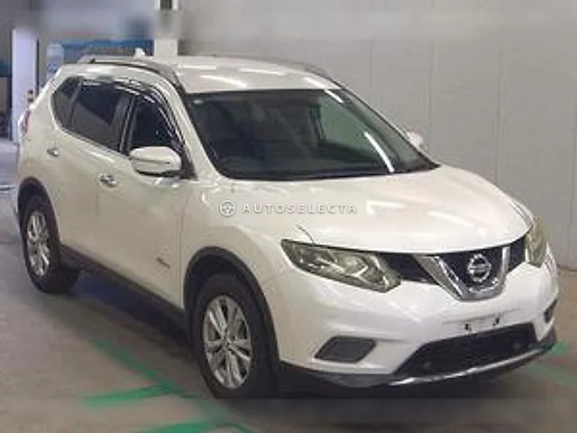 Nissan X-Trail 2015, auction grade 3.5