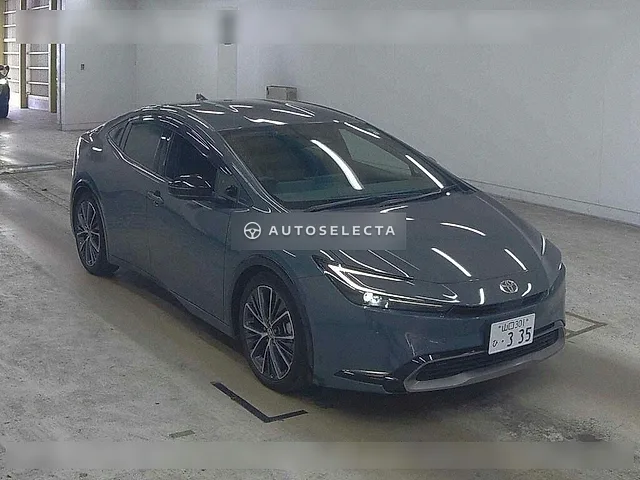 Toyota Prius 2023, auction grade 4.5
