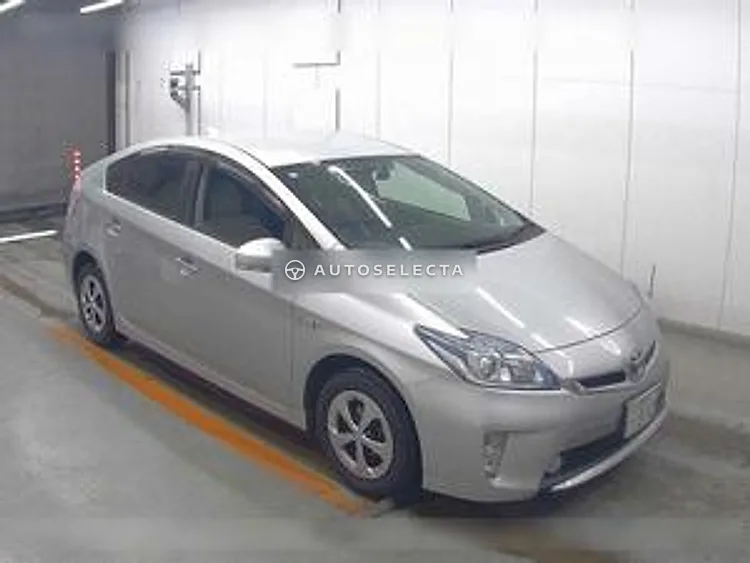 Toyota Prius PHV 2013, photo 1 of 1